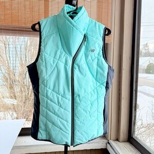 NEW BALANCE QUILTED PUFFER TECH VEST, SIZE LARGE, LIGHT TURQUOISE, POCKETS, EUC
